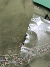 Load image into Gallery viewer, Mariab Duppta Luxe Chiffon Embroidered
