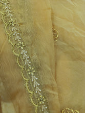 Load image into Gallery viewer, Mariab Duppta Luxe Chiffon Embroidered
