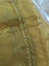 Load image into Gallery viewer, Mariab Duppta Luxe Chiffon Embroidered
