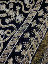 Load image into Gallery viewer, Sohaye by Dinners Shawl Velvet Ready to wear
