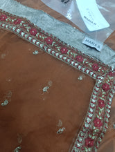 Load image into Gallery viewer, Mariab Duppta Ready to wear
