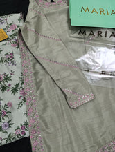 Load image into Gallery viewer, Mariab 2-Piece Ready to Wear Raw silk
