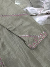 Load image into Gallery viewer, Mariab 2-Piece Ready to Wear Raw silk
