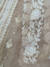 Load image into Gallery viewer, Mariab Neckline ,sleeves pair &amp; patches Set
