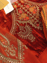 Load image into Gallery viewer, Mariab 2-Piece Ready to wear
