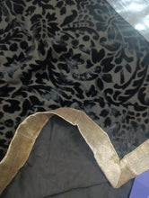 Load image into Gallery viewer, Mariab Shawl Ready to wear Palachee
