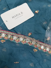 Load image into Gallery viewer, Mariab Duppta Ready to wear chiffon
