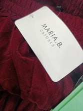 Load image into Gallery viewer, Mariab Shalwar Ready to Wear Velvet
