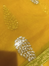 Load image into Gallery viewer, Mariab Duppta Ready to wear
