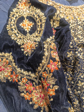 Load image into Gallery viewer, Mariab Blouse &amp; Petti coat  Ready to Wear
