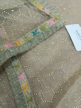 Load image into Gallery viewer, Mariab Duppta Ready to wear stick on Mukesh
