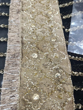 Load image into Gallery viewer, Mariab Duppta Ready to wear
