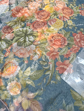 Load image into Gallery viewer, Mariab Duppta Ready to wear
