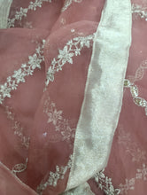 Load image into Gallery viewer, Mariab Duppta Ready to wear
