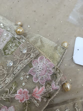Load image into Gallery viewer, Mariab Duppta Ready to wear
