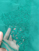 Load image into Gallery viewer, Mariab Patch Cut work style

