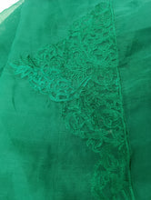 Load image into Gallery viewer, Mariab Patch Cut work style
