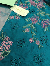 Load image into Gallery viewer, Mariab Fabric Luxe Chicken Kari Lawn
