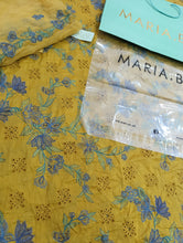 Load image into Gallery viewer, Mariab Luxe 2-Piece Chicken Kari Lawn
