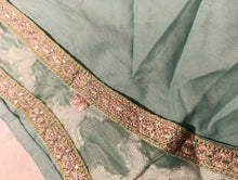 Load image into Gallery viewer, Mariab Chester Ready to Wear
