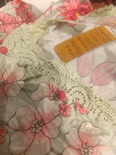 Load image into Gallery viewer, Mariab Duppta Ready to wear Printed Silk

