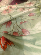 Load image into Gallery viewer, Mariab Duppta Ready to wear Printed Silk
