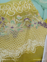 Load image into Gallery viewer, Binilyas 3-Piece Luxuary Lawn
