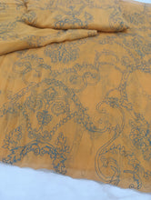 Load image into Gallery viewer, Mariab Duppta Chiffon Block Printed
