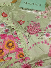 Load image into Gallery viewer, Mariab Duppta Ready to wear Printed Silk
