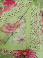 Load image into Gallery viewer, Mariab Duppta Ready to wear Printed Silk
