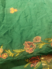 Load image into Gallery viewer, Mariab 2-Piece Luxe Chicken Kari Lawn
