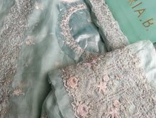 Load image into Gallery viewer, Mariab Saree
