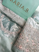 Load image into Gallery viewer, Mariab Saree

