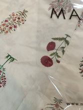 Load image into Gallery viewer, Mariab Skirt Ready to Wear
