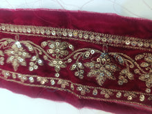 Load image into Gallery viewer, Mariab Patch Velvet
