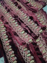 Load image into Gallery viewer, Mariab Patch velvet
