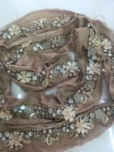 Load image into Gallery viewer, Mariab Neckline / patch Hand work
