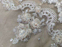 Load image into Gallery viewer, Mariab Duppta Ready to wear Mukesh stickon
