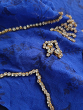 Load image into Gallery viewer, Designer's Front Chain Rhinestone
