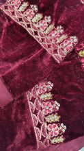 Load image into Gallery viewer, Mariab Patch velvet
