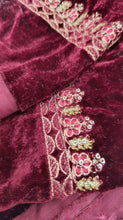 Load image into Gallery viewer, Mariab Patch velvet
