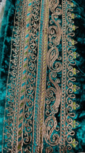 Load image into Gallery viewer, Mariab Patch Velvet dori style
