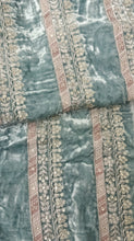 Load image into Gallery viewer, Mariab Patch Velvet
