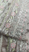 Load image into Gallery viewer, Mariab Patch velvet
