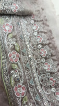 Load image into Gallery viewer, Mariab Patch velvet
