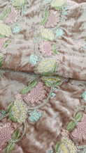 Load image into Gallery viewer, Mariab Patch Velvet
