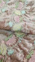 Load image into Gallery viewer, Mariab Patch Velvet
