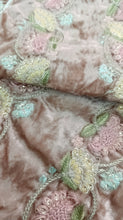 Load image into Gallery viewer, Mariab Patch Velvet
