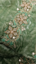 Load image into Gallery viewer, Mariab Patch velvet
