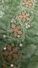 Load image into Gallery viewer, Mariab Patch velvet
